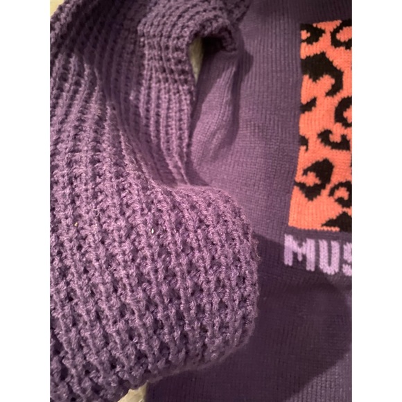 90’s MTV sweater by H&M - Picture 2 of 2